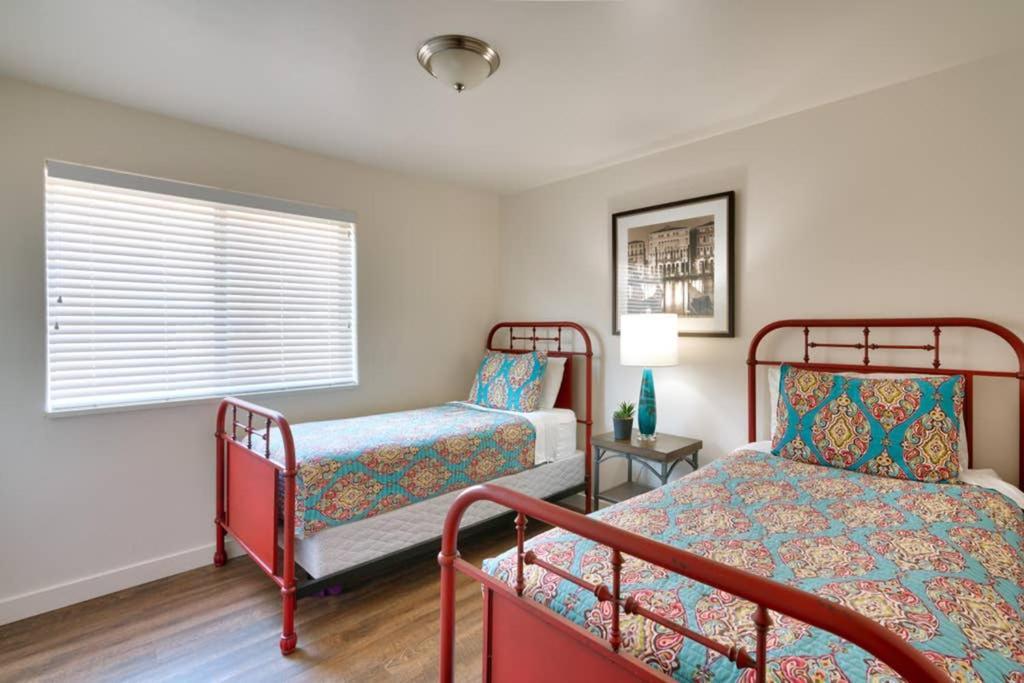 5J Top Floor Redcliff Condo, Pool & Hot Tub Moab Extérieur photo